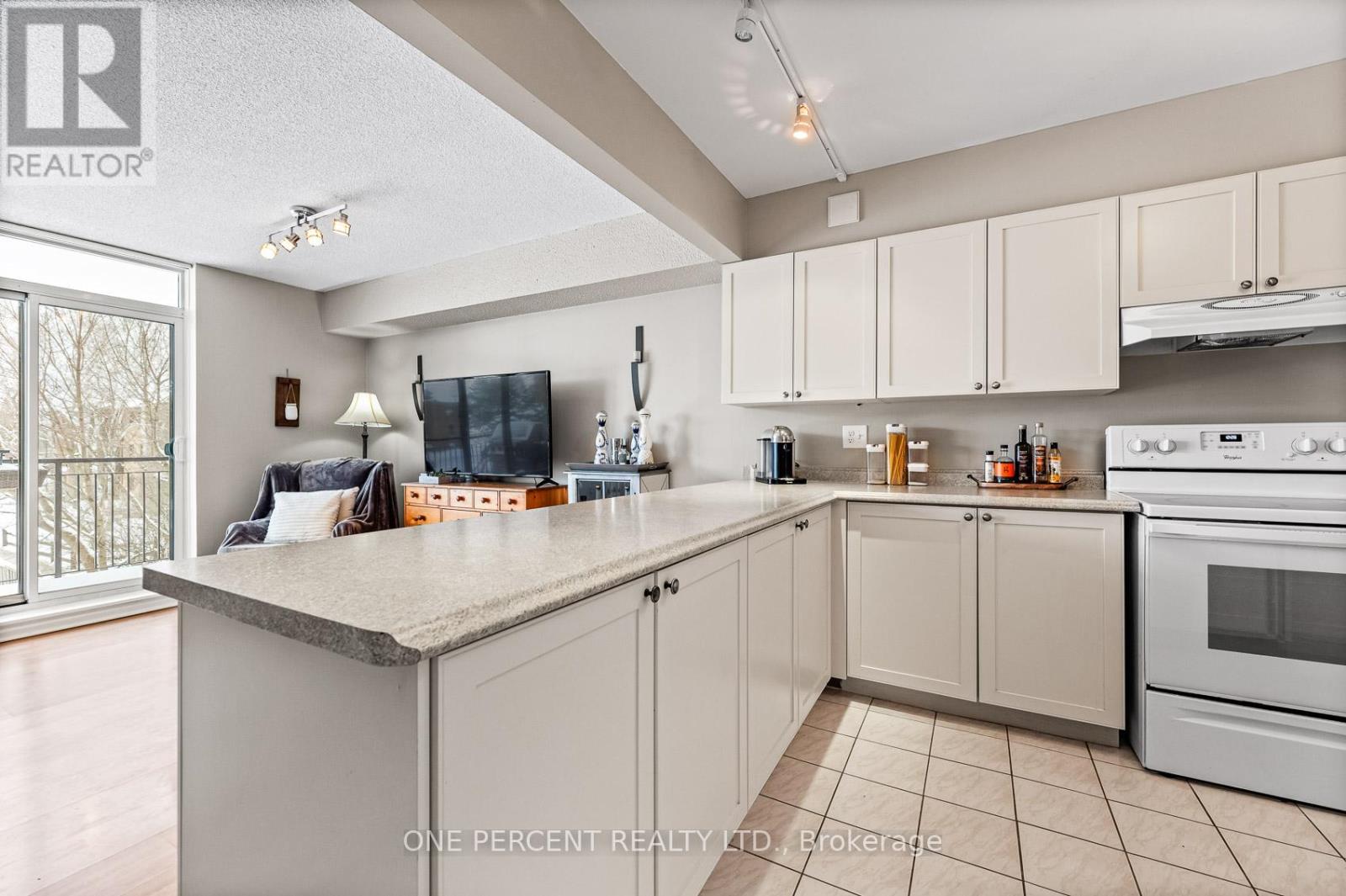 25 - 16 Fourth Street, Orangeville, Ontario L9W 4N7 - Photo 19 - W12635096