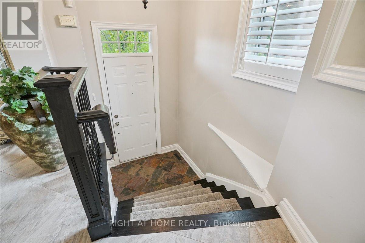 14 - 1267 Dorval Drive, Oakville, Ontario  L6M 3Z4 - Photo 3 - W12635130