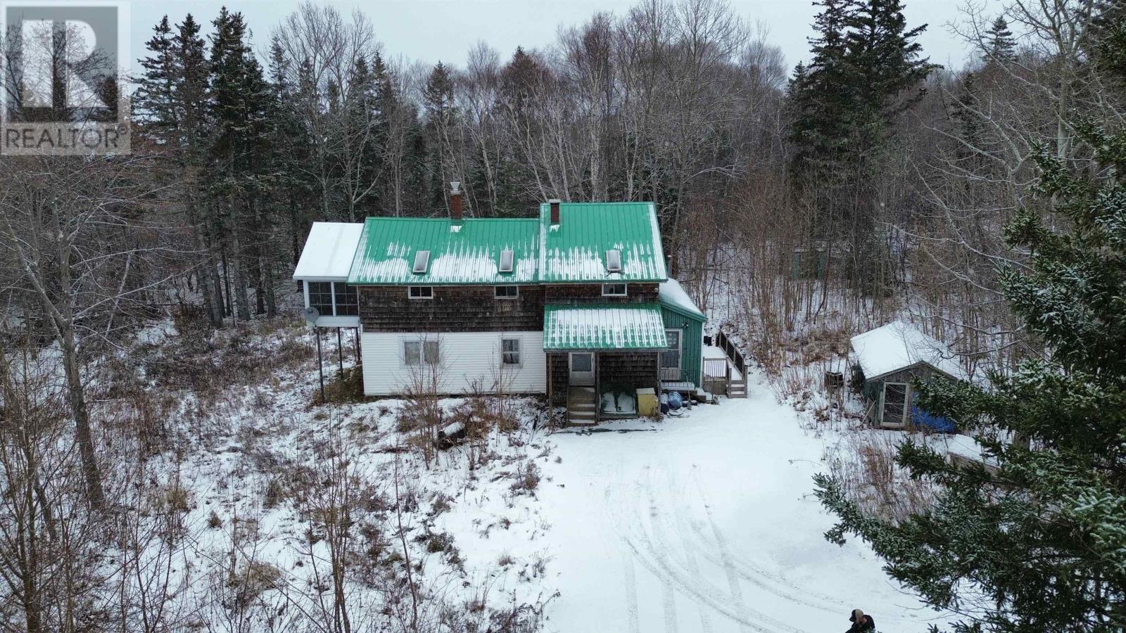 1478 Old Route 5, Big Bras D'or, Nova Scotia B1X 1C1 - Photo 3 - 202529470