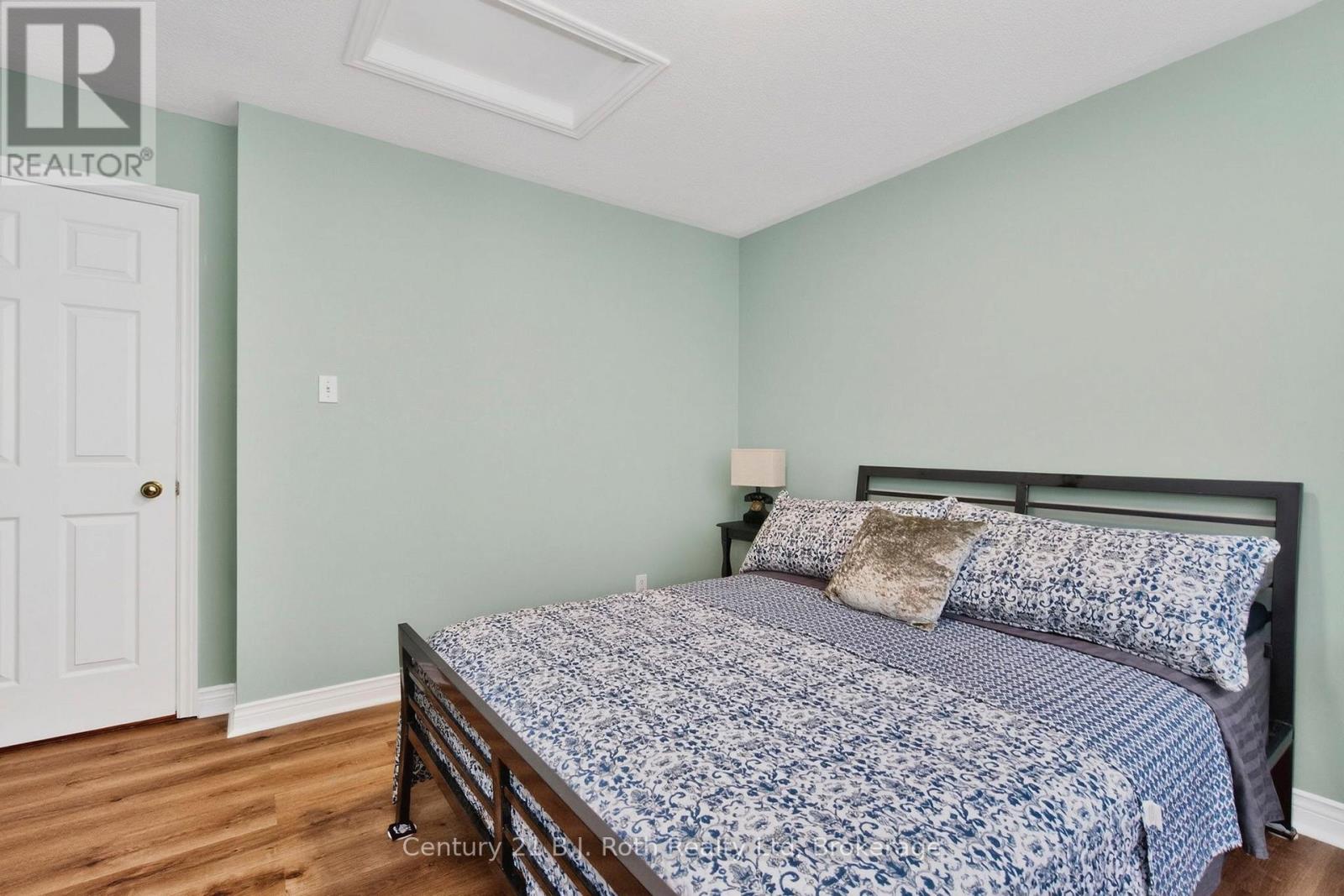 77 Georgia's Walk, Tay, Ontario L0K 2A0 - Photo 21 - S12635172