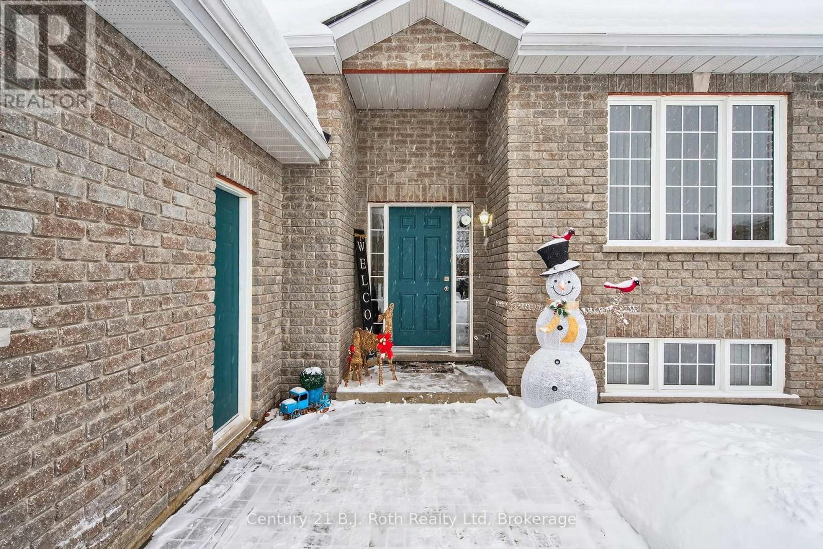 77 Georgia's Walk, Tay, Ontario L0K 2A0 - Photo 3 - S12635172