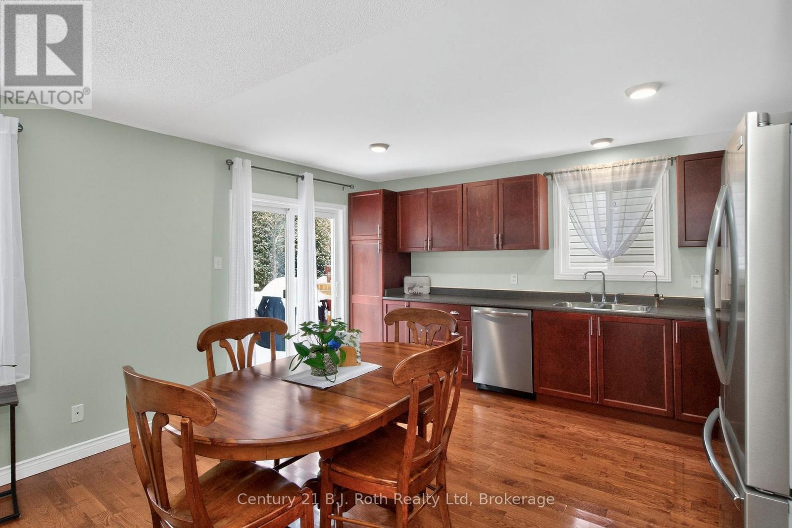 77 Georgia's Walk, Tay, Ontario L0K 2A0 - Photo 9 - S12635172