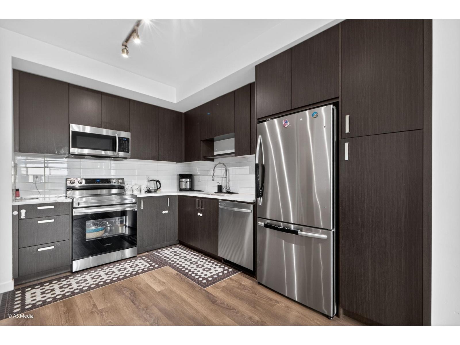 416 13623 81a Avenue, Surrey, British Columbia  V3W 3N7 - Photo 9 - R3073794