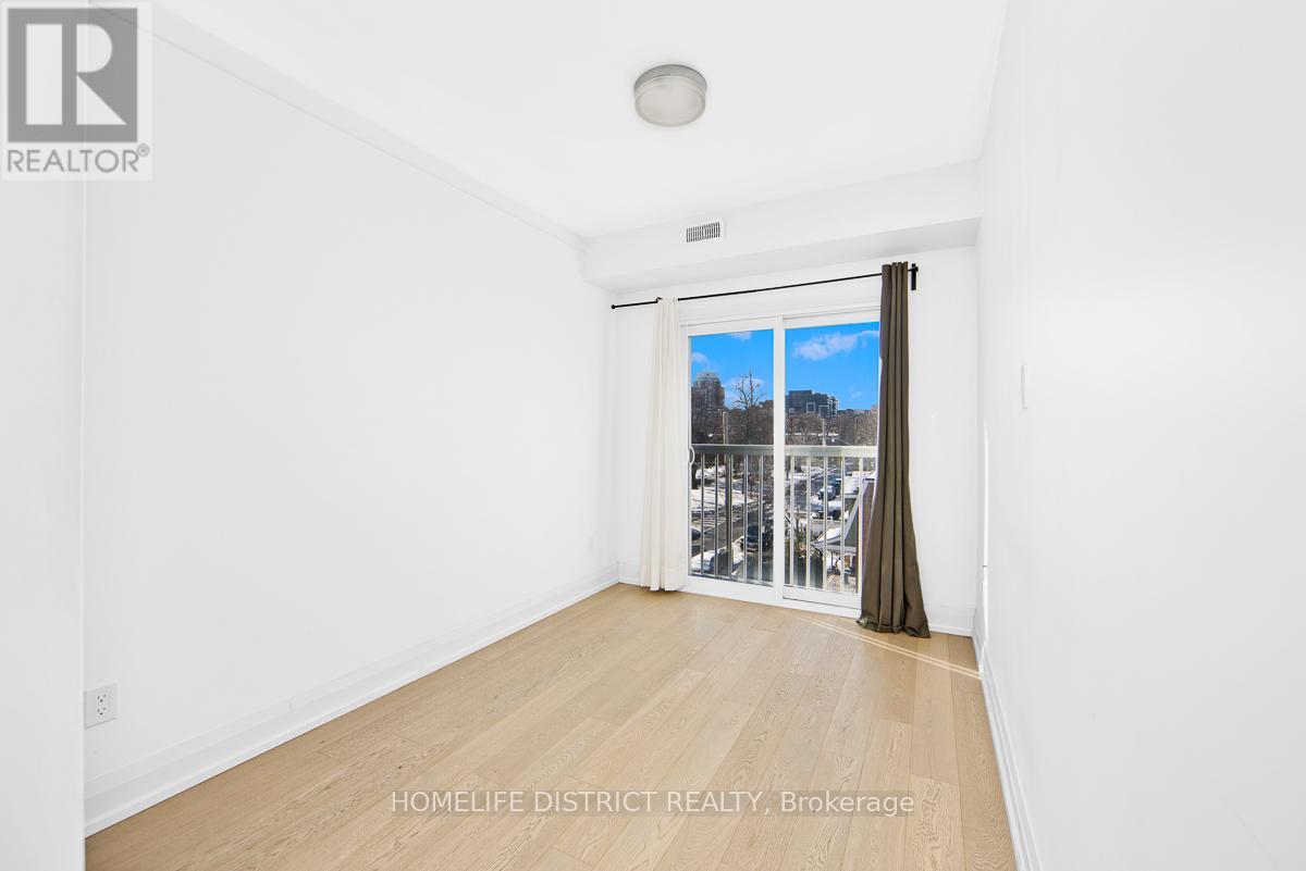 300 - 243 Niagara Street, Toronto, Ontario  M6J 2L7 - Photo 13 - C12355090