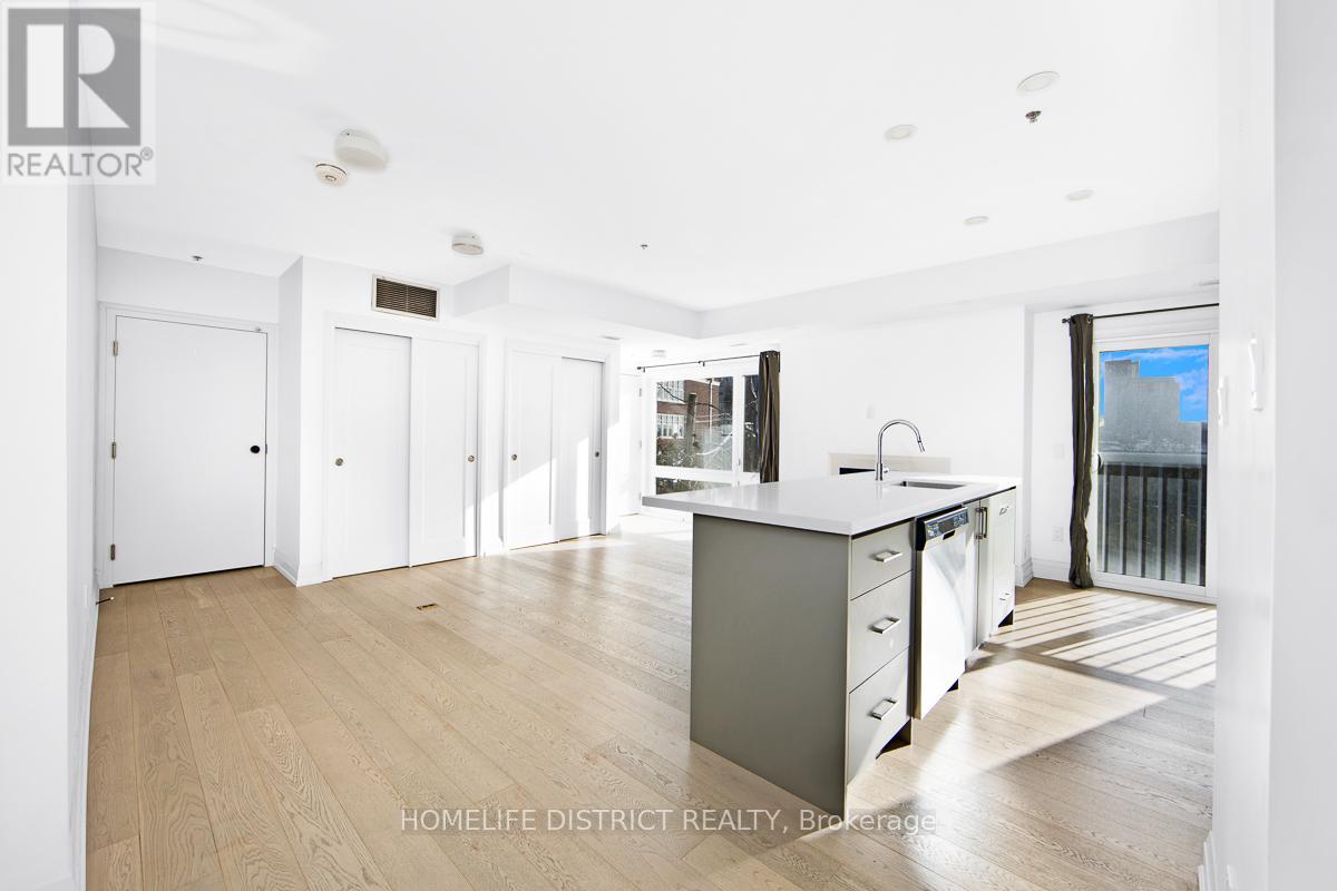 300 - 243 Niagara Street, Toronto, Ontario  M6J 2L7 - Photo 9 - C12355090