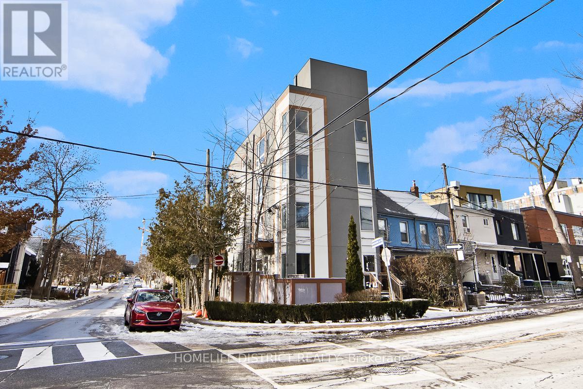 300 - 243 Niagara Street, Toronto, Ontario  M6J 2L7 - Photo 3 - C12355090