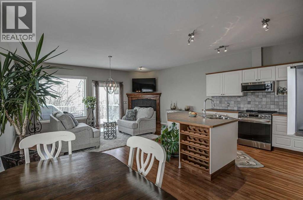 96 Hampstead Green Nw, Calgary, Alberta T3A 6H2 - Photo 3 - A2272960