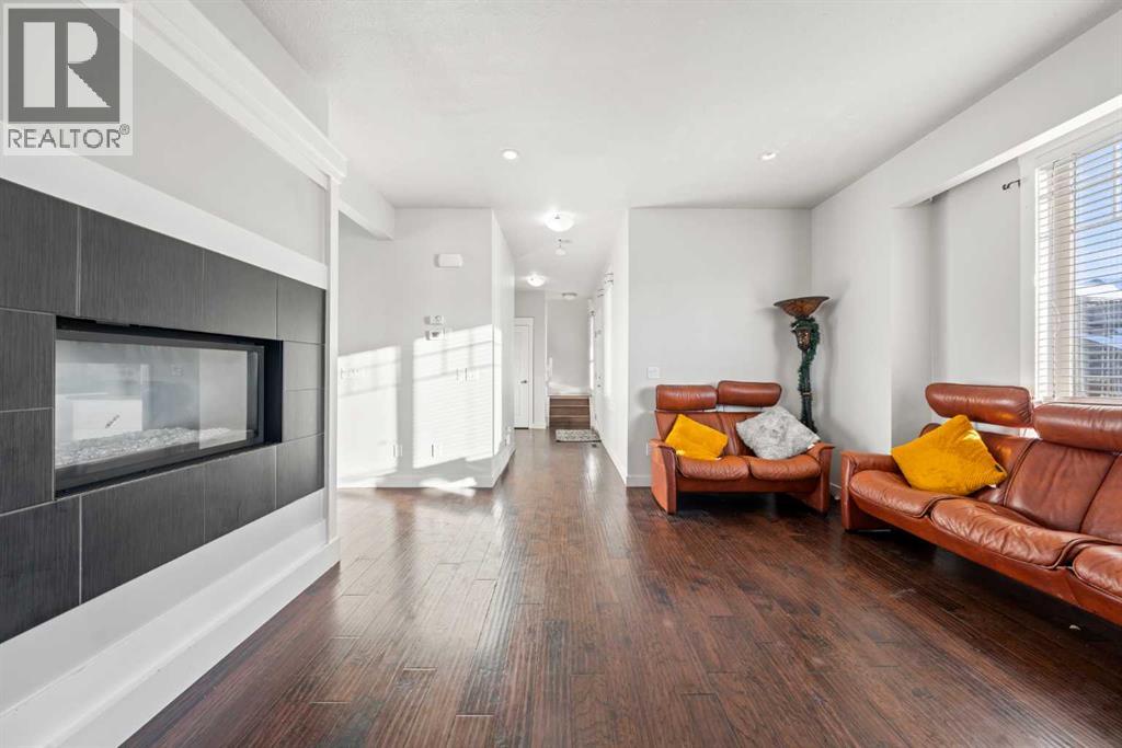 161 Rainbow Falls Glen, Chestermere, Alberta T1X 0S5 - Photo 6 - A2273175