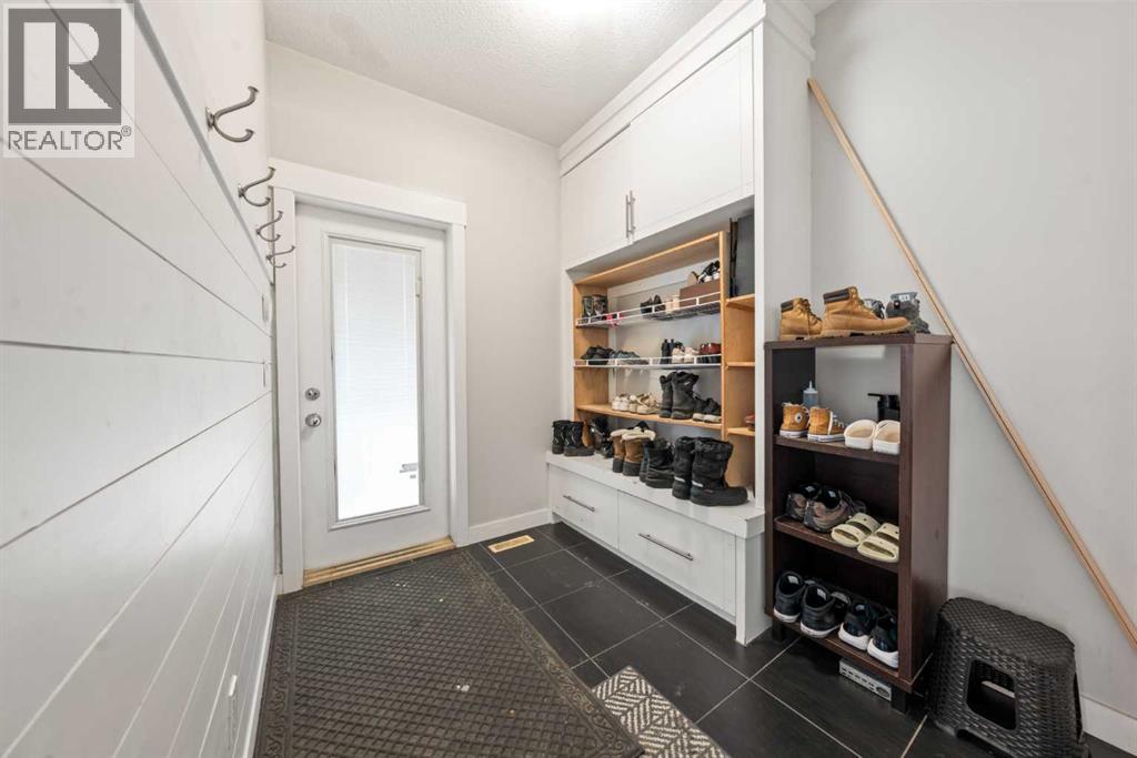 161 Rainbow Falls Glen, Chestermere, Alberta T1X 0S5 - Photo 32 - A2273175