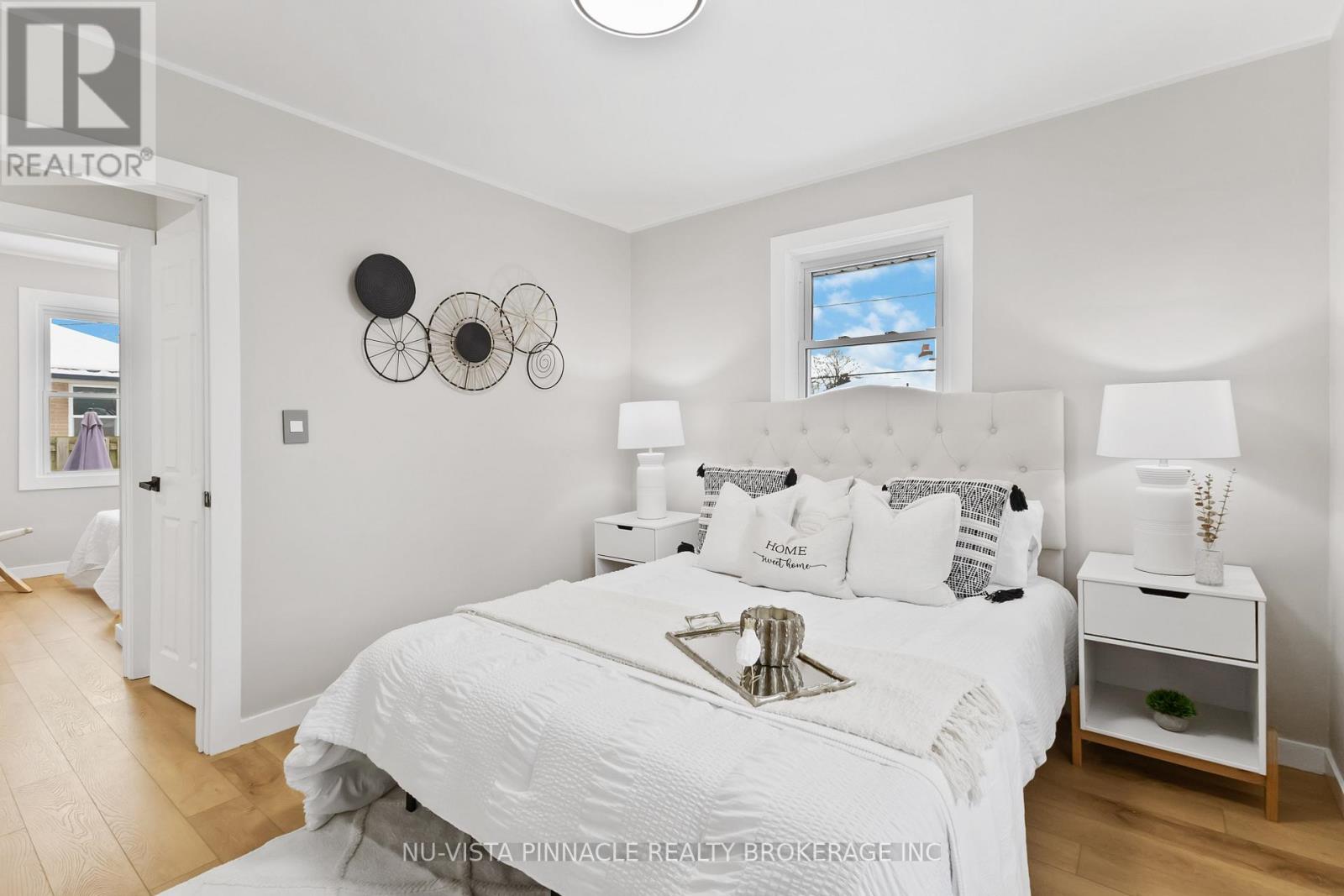 1840 Royal Crescent W, London East, Ontario  N5W 2A8 - Photo 17 - X12635156