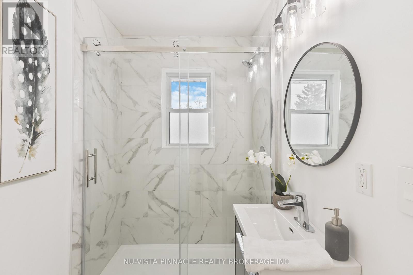 1840 Royal Crescent W, London East, Ontario  N5W 2A8 - Photo 23 - X12635156