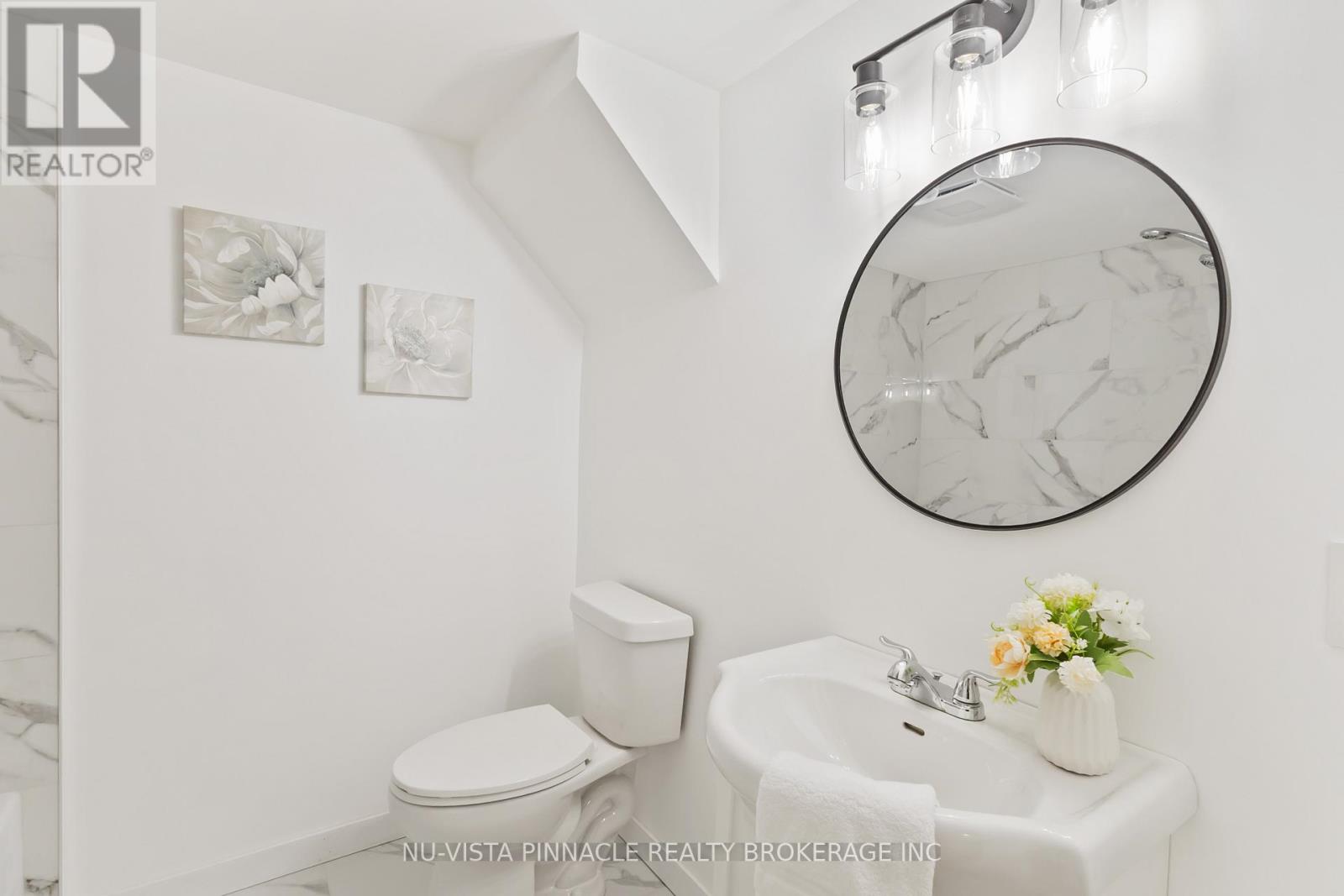 1840 Royal Crescent W, London East, Ontario  N5W 2A8 - Photo 24 - X12635156