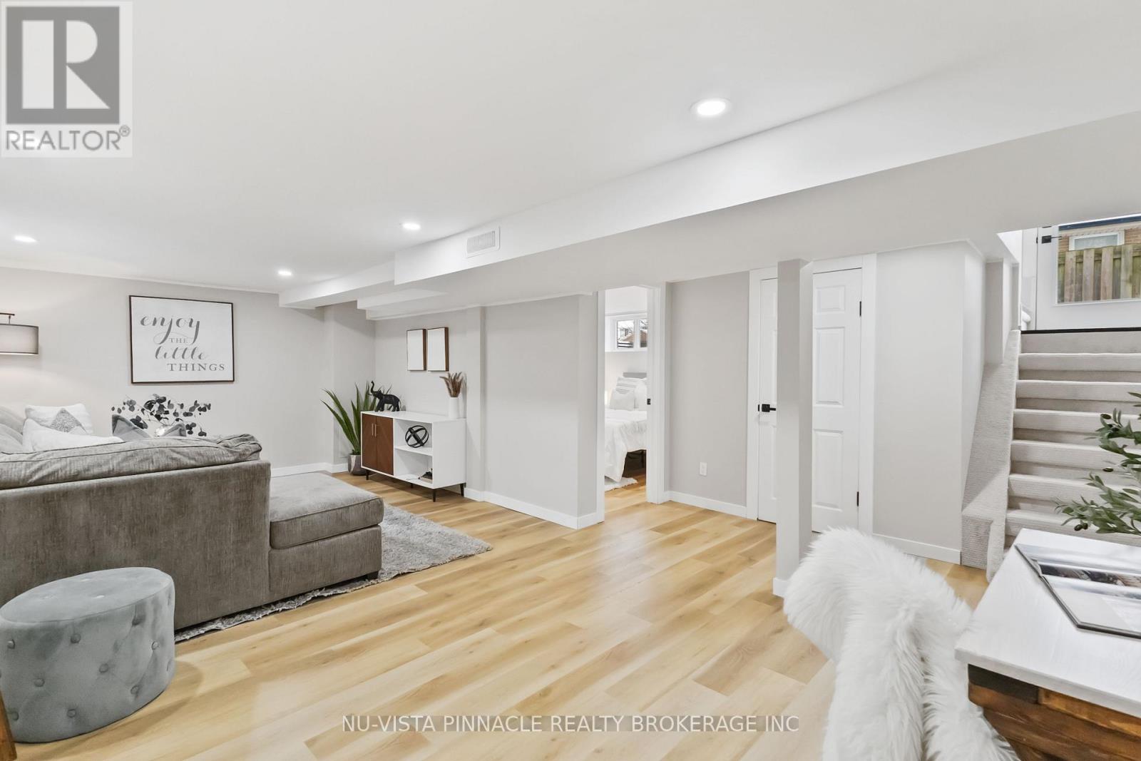 1840 Royal Crescent W, London East, Ontario  N5W 2A8 - Photo 25 - X12635156