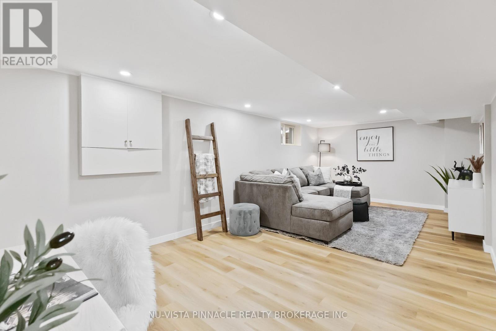 1840 Royal Crescent W, London East, Ontario  N5W 2A8 - Photo 26 - X12635156