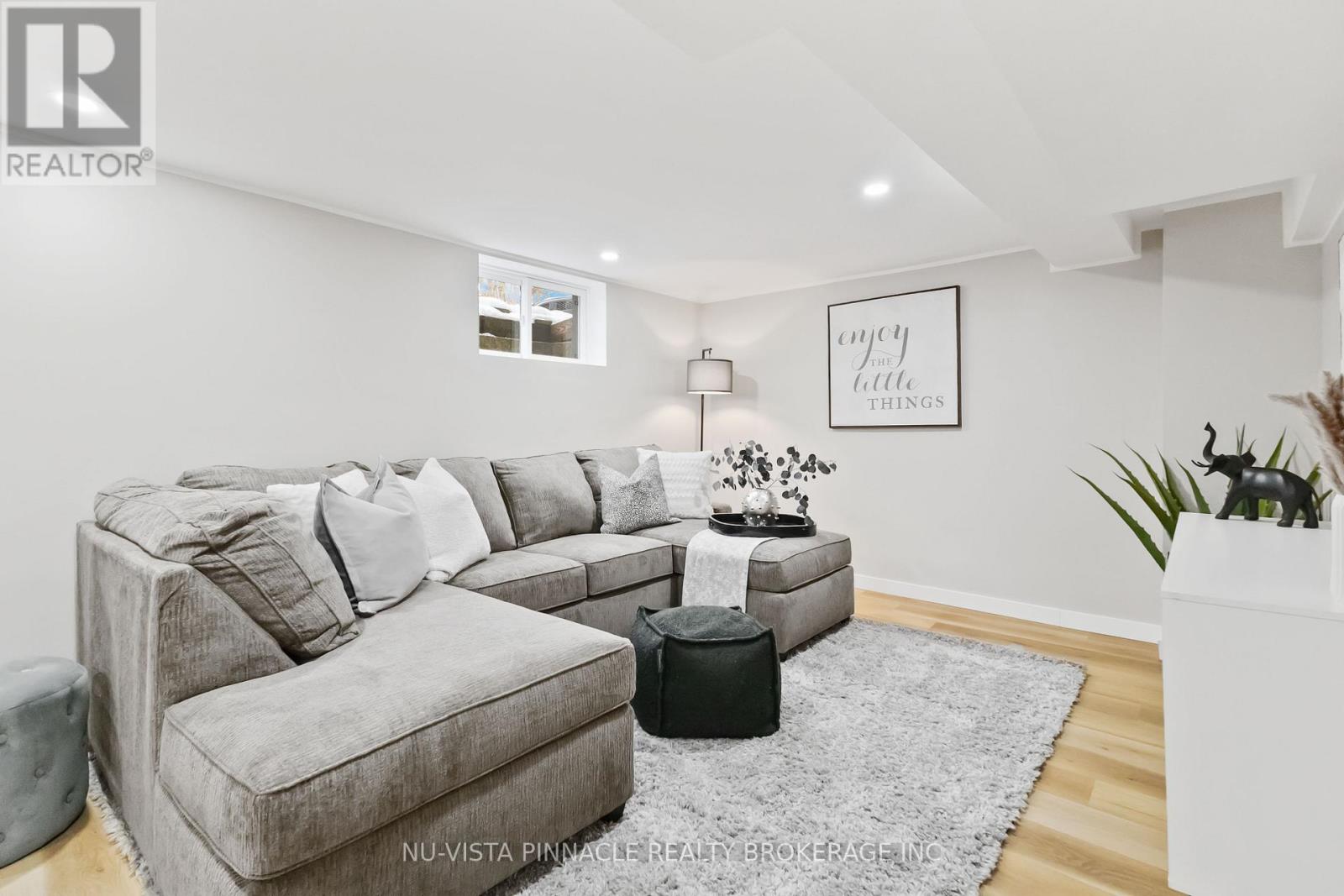 1840 Royal Crescent W, London East, Ontario  N5W 2A8 - Photo 28 - X12635156