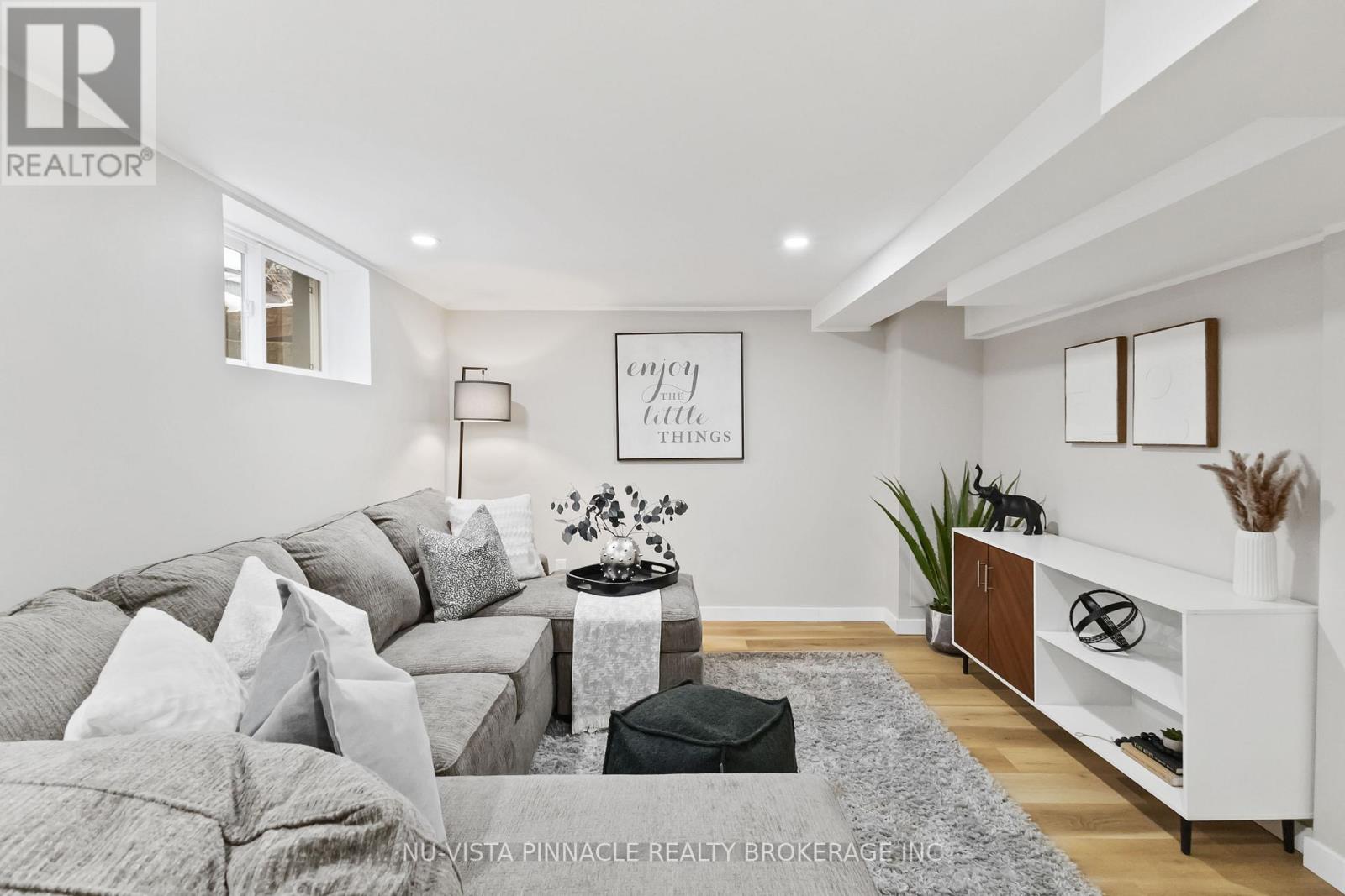 1840 Royal Crescent W, London East, Ontario  N5W 2A8 - Photo 29 - X12635156