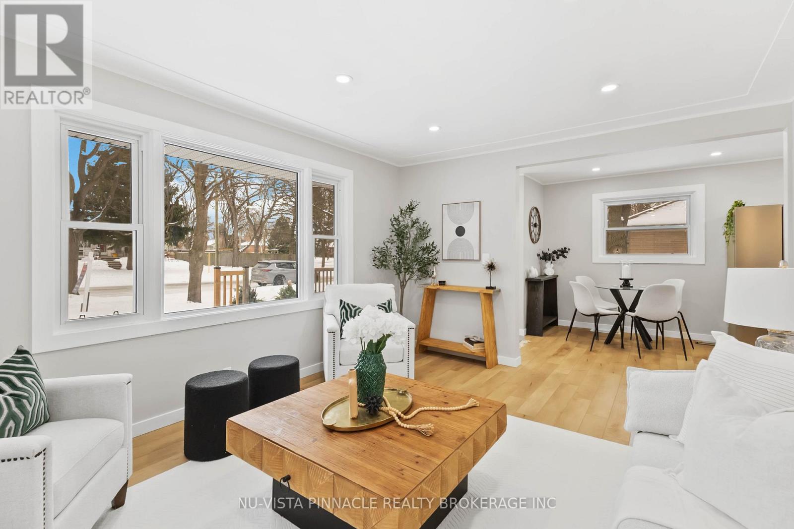 1840 Royal Crescent W, London East, Ontario  N5W 2A8 - Photo 39 - X12635156