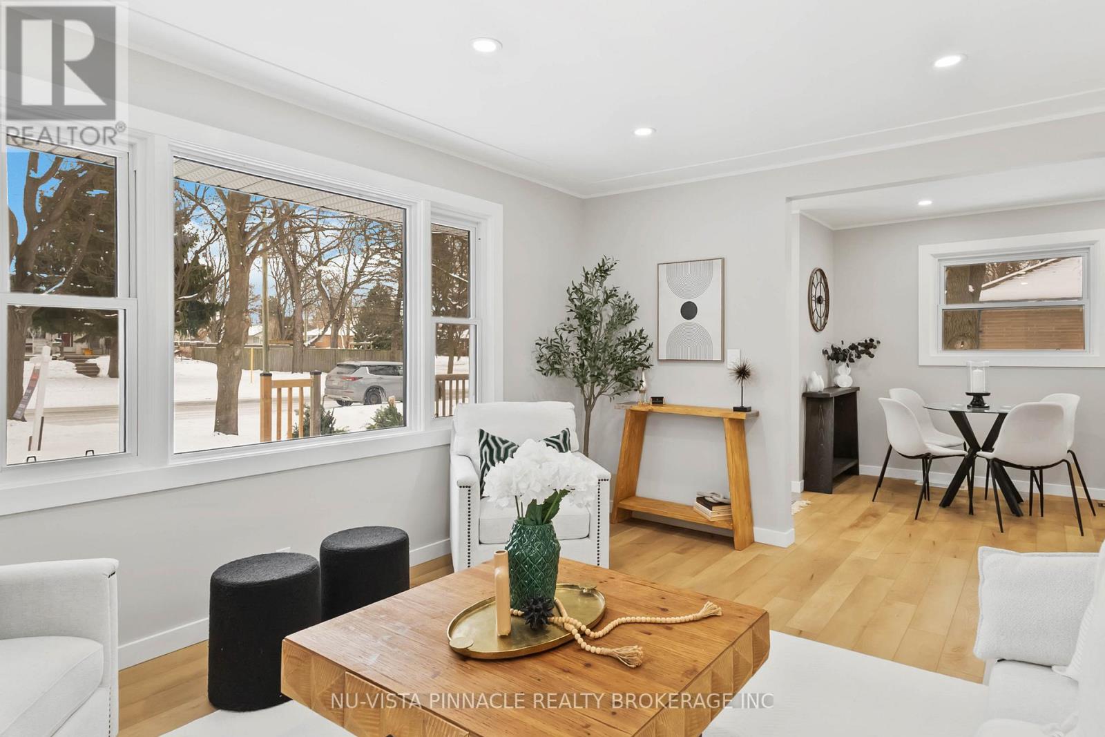 1840 Royal Crescent W, London East, Ontario  N5W 2A8 - Photo 40 - X12635156