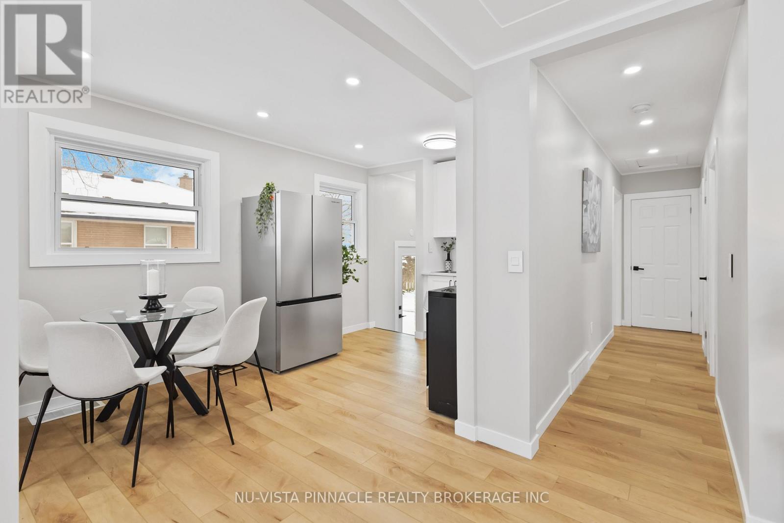 1840 Royal Crescent W, London East, Ontario  N5W 2A8 - Photo 42 - X12635156