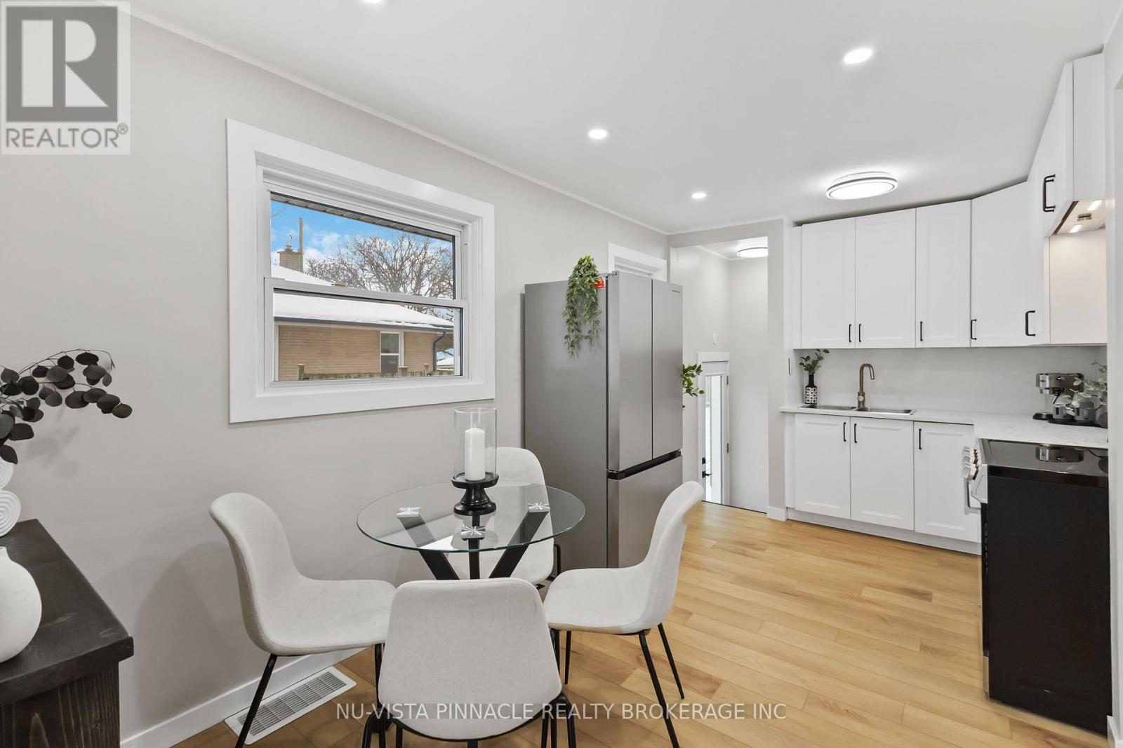 1840 Royal Crescent W, London East, Ontario  N5W 2A8 - Photo 43 - X12635156