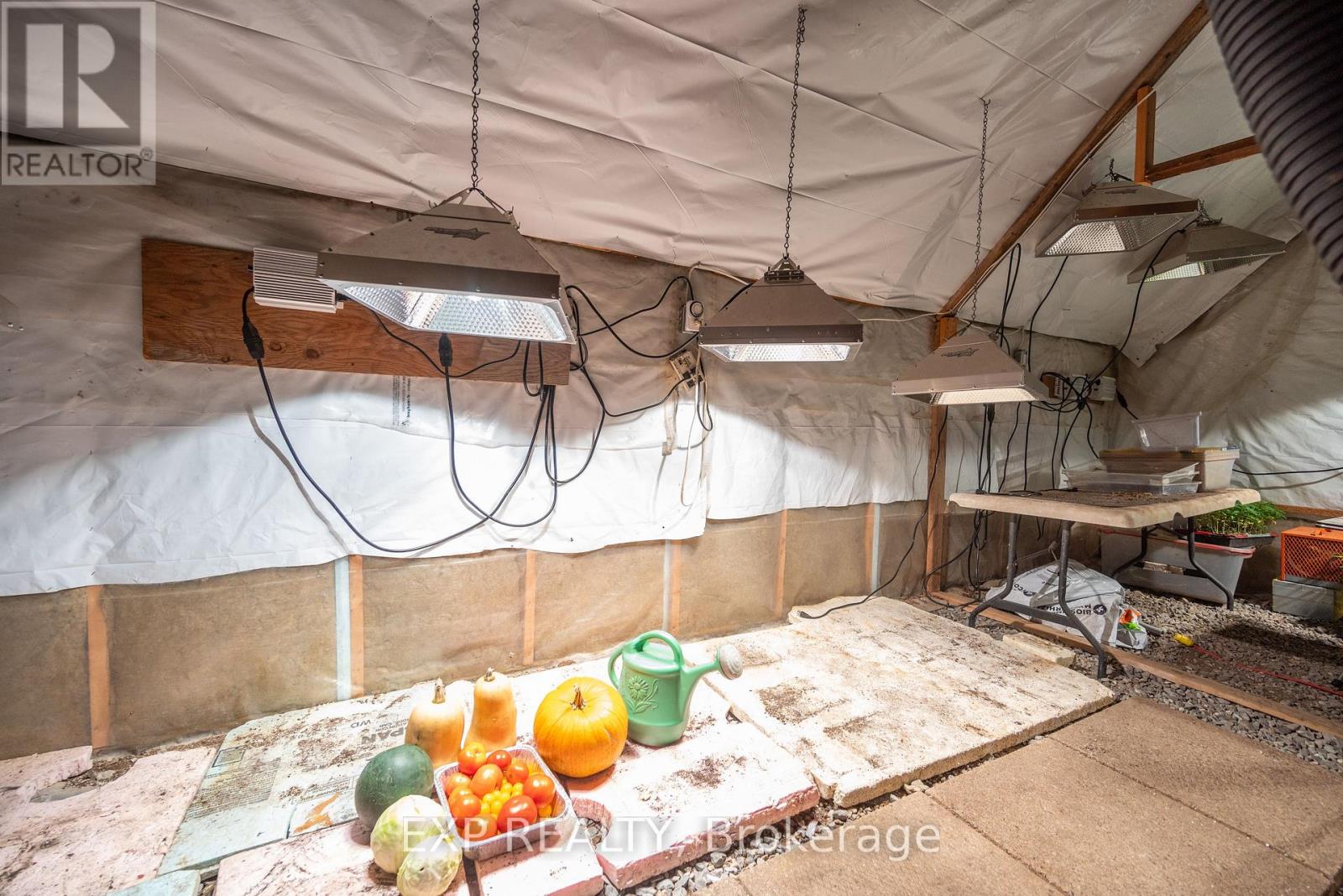 1197 Lower Spruce Hedge Road, Greater Madawaska, Ontario K0J 1G0 - Photo 17 - X12635168