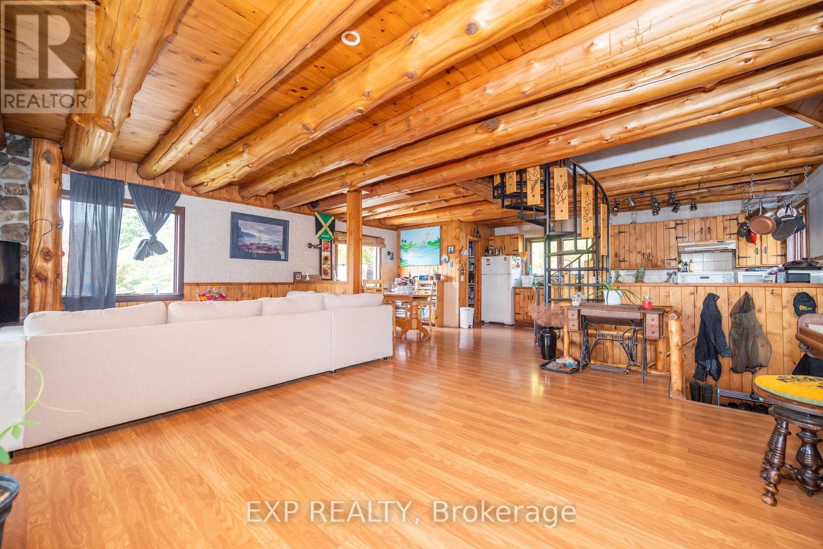 1197 Lower Spruce Hedge Road, Greater Madawaska, Ontario K0J 1G0 - Photo 7 - X12635168