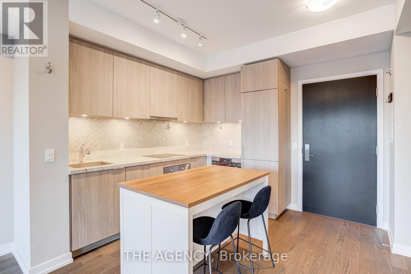 1108 - 158 Front Street E, Toronto (Moss Park), Ontario  M5A 0K9 - Photo 7 - C12635152