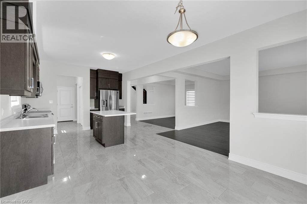 27 Monarch Street, Welland, Ontario  L3C 0E6 - Photo 17 - 40794066