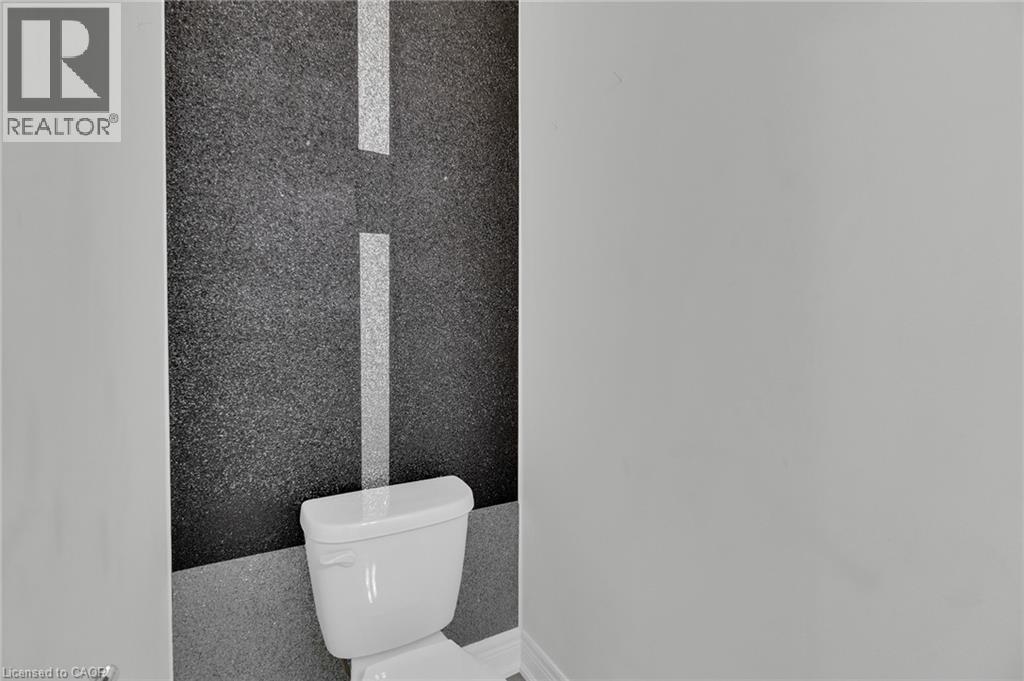 27 Monarch Street, Welland, Ontario  L3C 0E6 - Photo 23 - 40794066