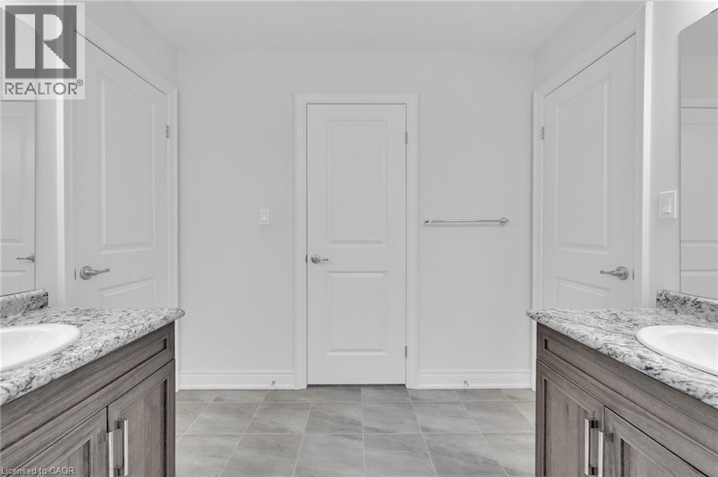 27 Monarch Street, Welland, Ontario  L3C 0E6 - Photo 36 - 40794066