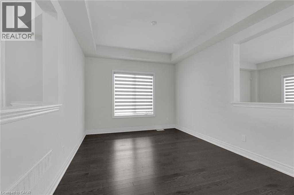 27 Monarch Street, Welland, Ontario  L3C 0E6 - Photo 9 - 40794066