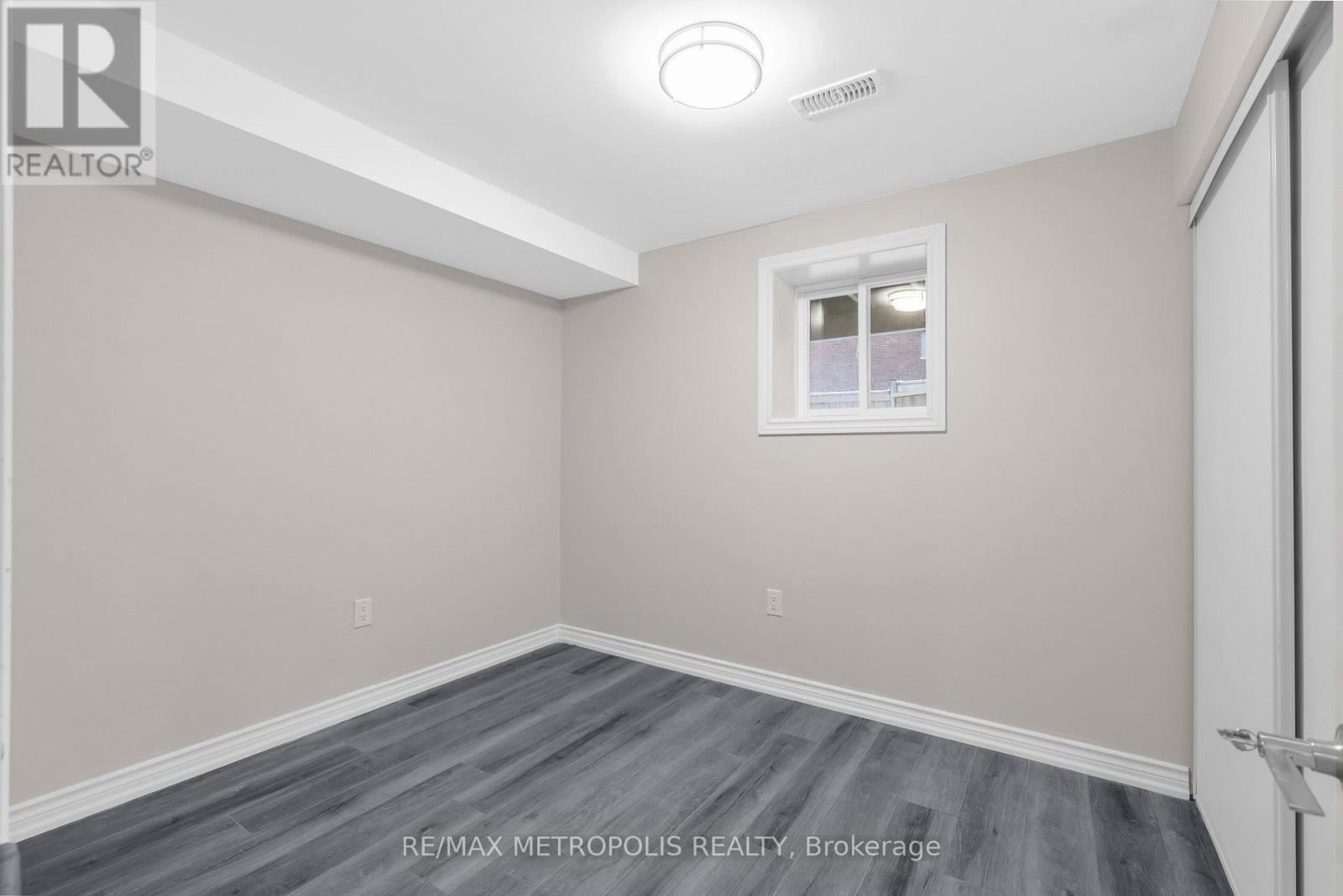 Bsmt - 161 Windfields Farm Drive W, Oshawa (Windfields), Ontario  L1H 7K4 - Photo 11 - E12635134