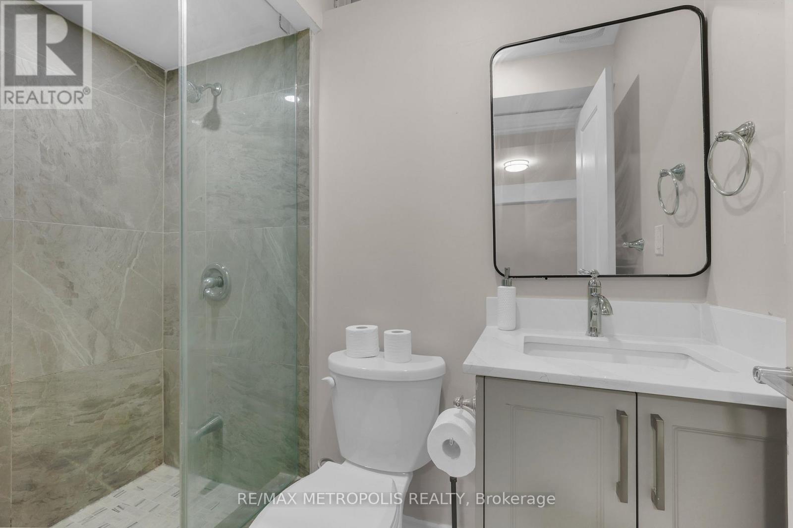 Bsmt - 161 Windfields Farm Drive W, Oshawa (Windfields), Ontario  L1H 7K4 - Photo 19 - E12635134