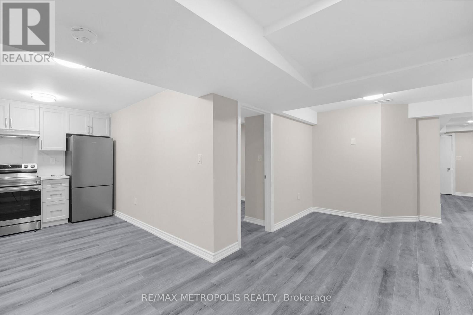 Bsmt - 161 Windfields Farm Drive W, Oshawa (Windfields), Ontario  L1H 7K4 - Photo 5 - E12635134