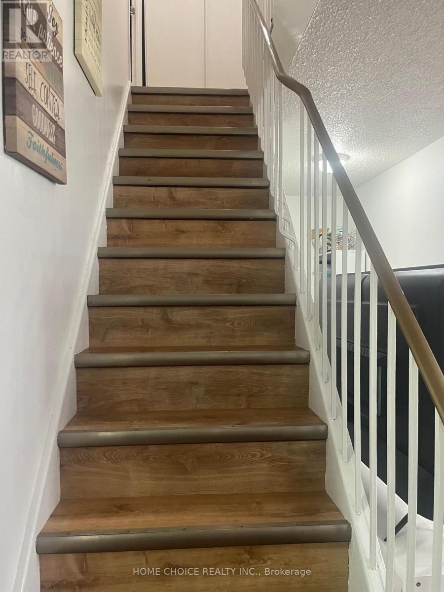 1023 - 100 Mornelle Court E, Toronto, Ontario M1E 4X2 - Photo 4 - E12635178