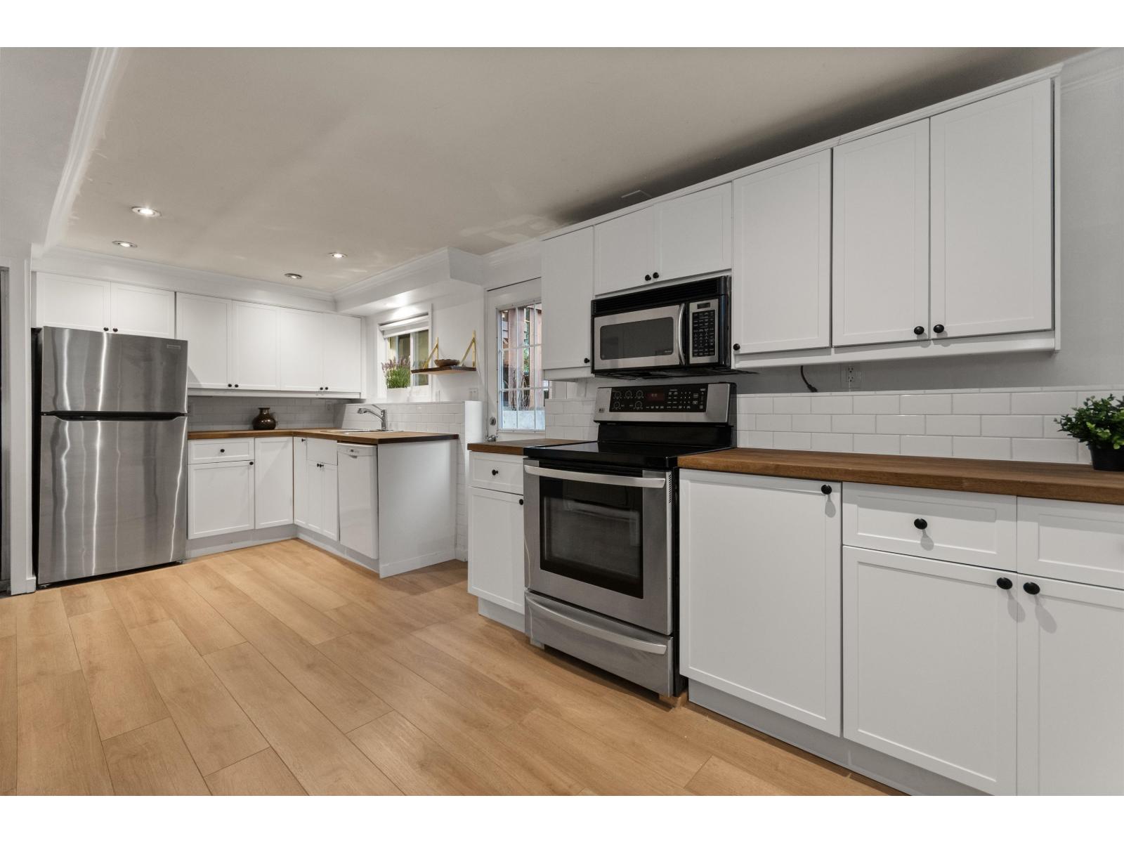 9314 Jackson Street, Chilliwack Proper West, Chilliwack, British Columbia  V2P 3X1 - Photo 11 - R3073999