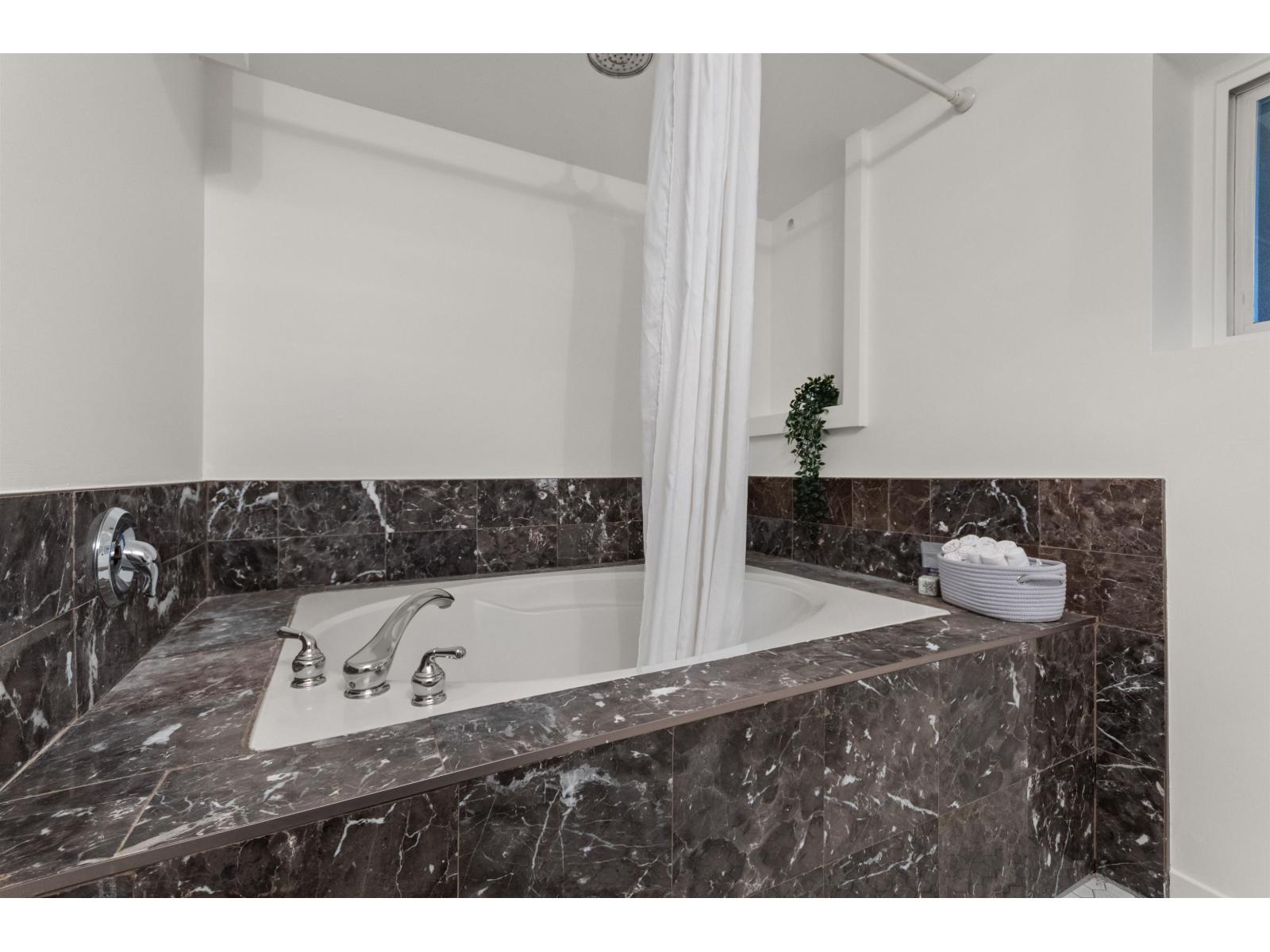 9314 Jackson Street, Chilliwack Proper West, Chilliwack, British Columbia  V2P 3X1 - Photo 37 - R3073999