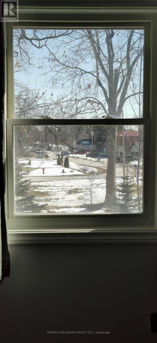 #2 - 19 Shoreline Place, Georgina (Keswick North), Ontario  L4P 1L3 - Photo 7 - N12635154