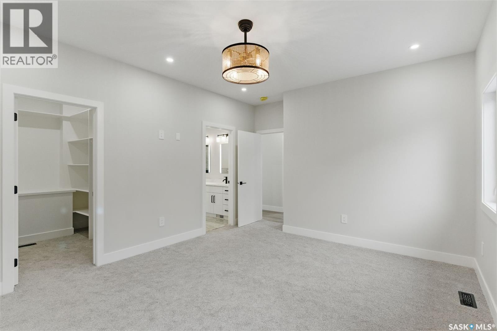 602 Weir Crescent, Warman, Saskatchewan  S0K 4S4 - Photo 17 - SK025659