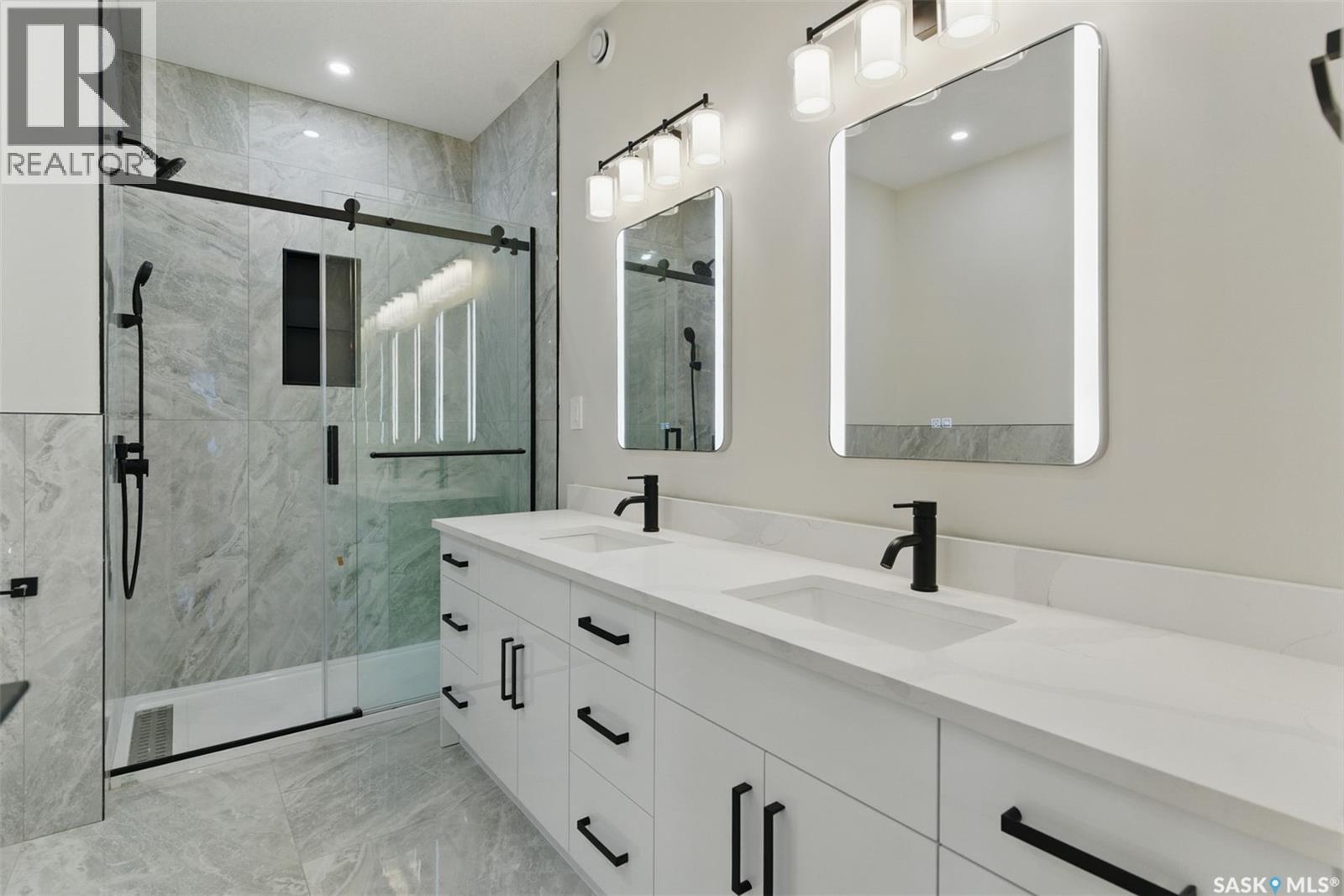 602 Weir Crescent, Warman, Saskatchewan  S0K 4S4 - Photo 18 - SK025659