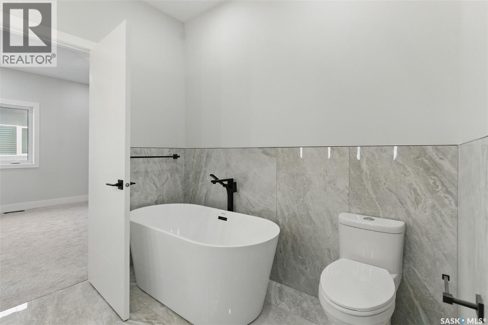 602 Weir Crescent, Warman, Saskatchewan  S0K 4S4 - Photo 19 - SK025659