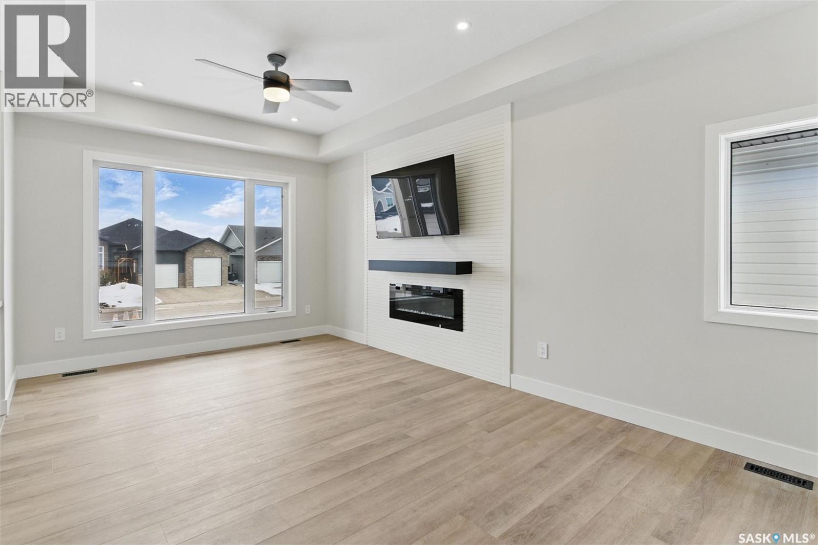 602 Weir Crescent, Warman, Saskatchewan  S0K 4S4 - Photo 7 - SK025659