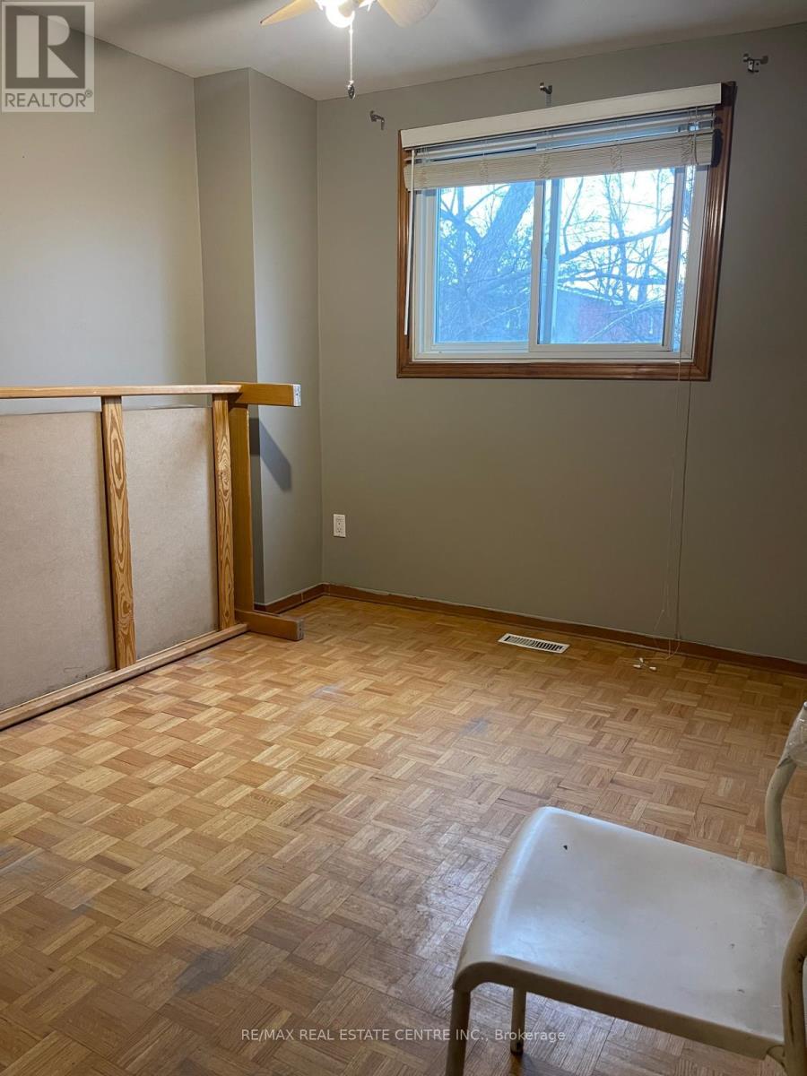 108 Mill Street N, Brampton, Ontario  L6X 2N9 - Photo 7 - W12635142