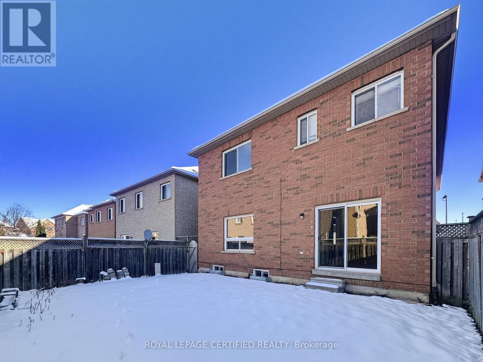 45 Alice Springs Crescent, Brampton, Ontario  L6X 0R7 - Photo 24 - W12635166