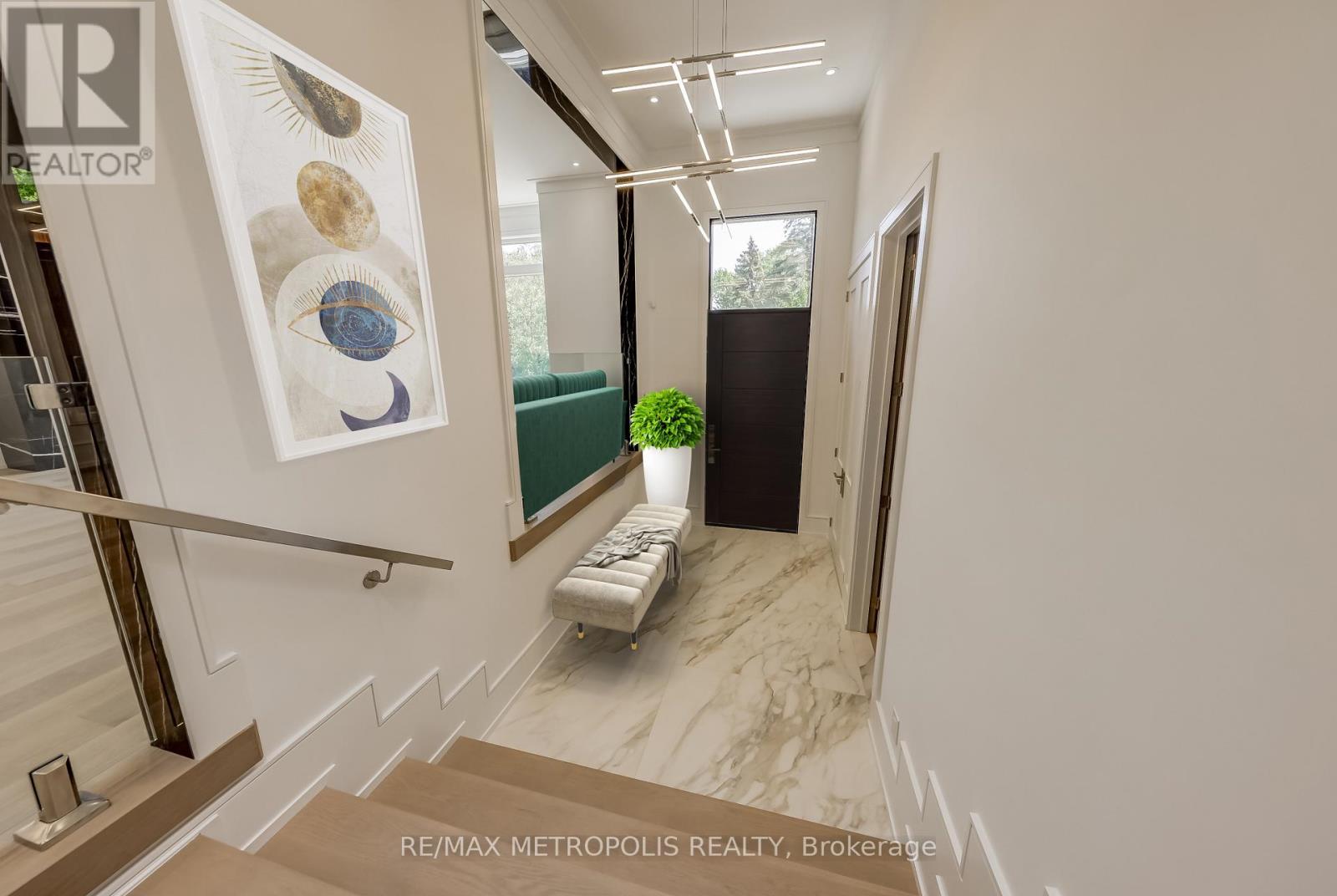 12 Bearwood Drive, Toronto (Edenbridge-Humber Valley), Ontario  M9A 4G4 - Photo 16 - W12635176