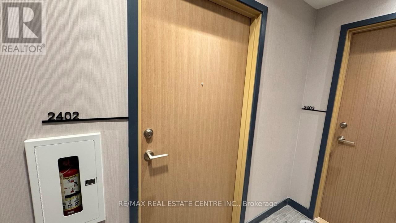 2402 - 395 Square One Drive, Mississauga, Ontario  L5B 0P6 - Photo 2 - W12634684