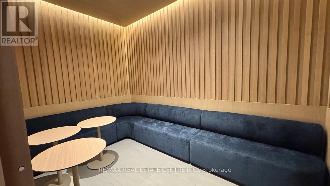 2402 - 395 Square One Drive, Mississauga, Ontario  L5B 0P6 - Photo 26 - W12634684