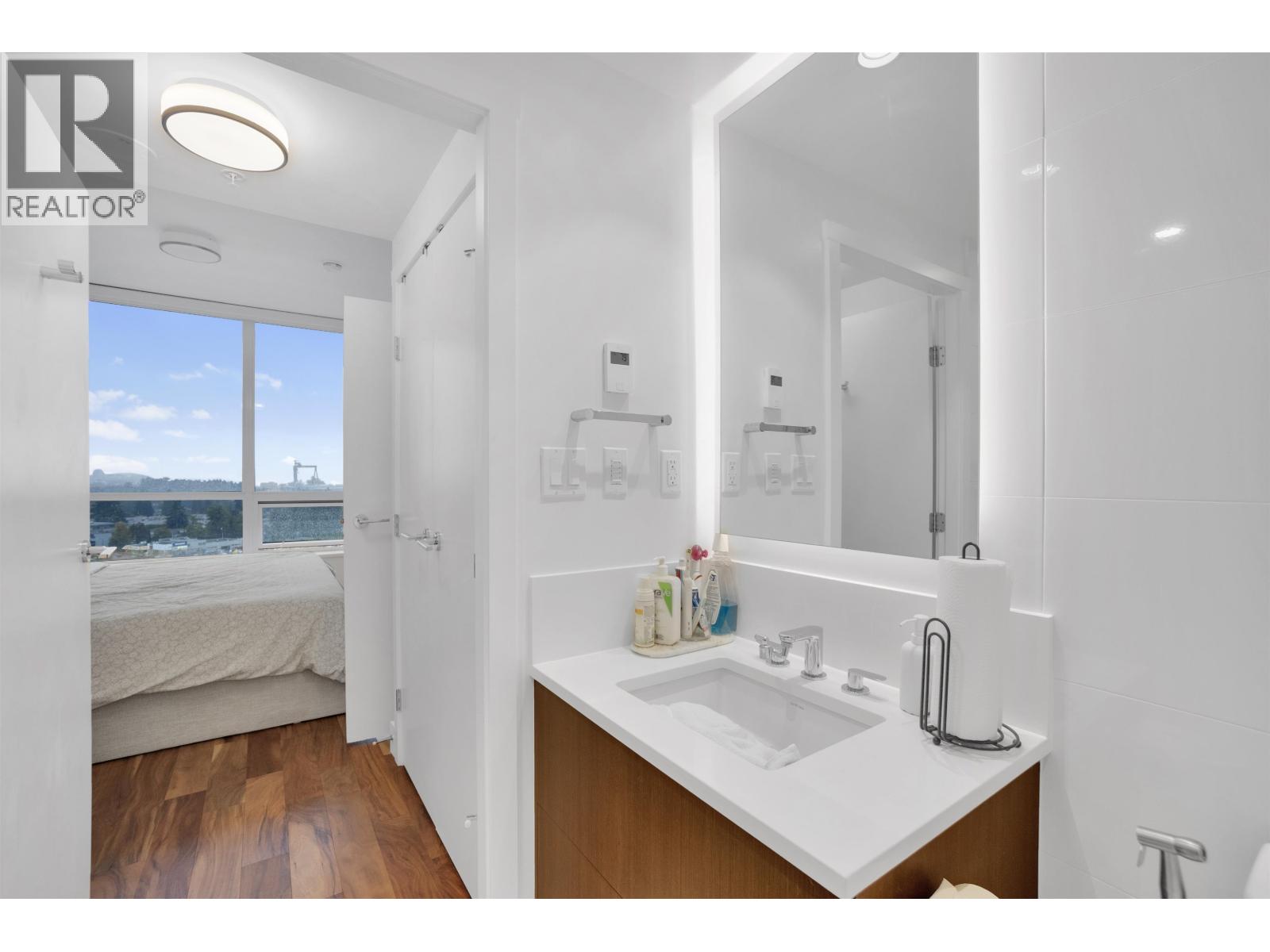 1302 1675 Lions Gate Lane, North Vancouver, British Columbia  V7P 0E3 - Photo 19 - R3073993