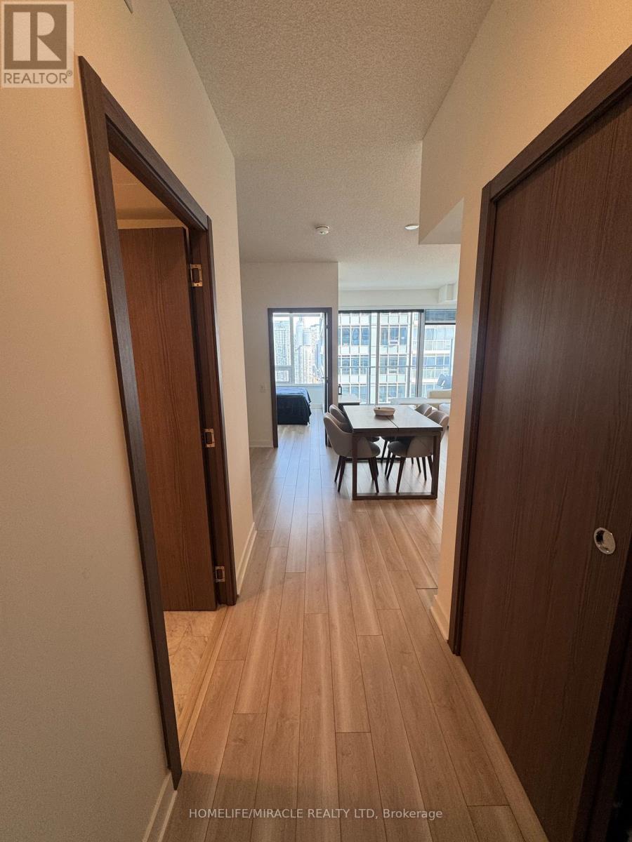 3909 - 19 Bathurst Street, Toronto, Ontario M5V 0N2 - Photo 2 - C12635218