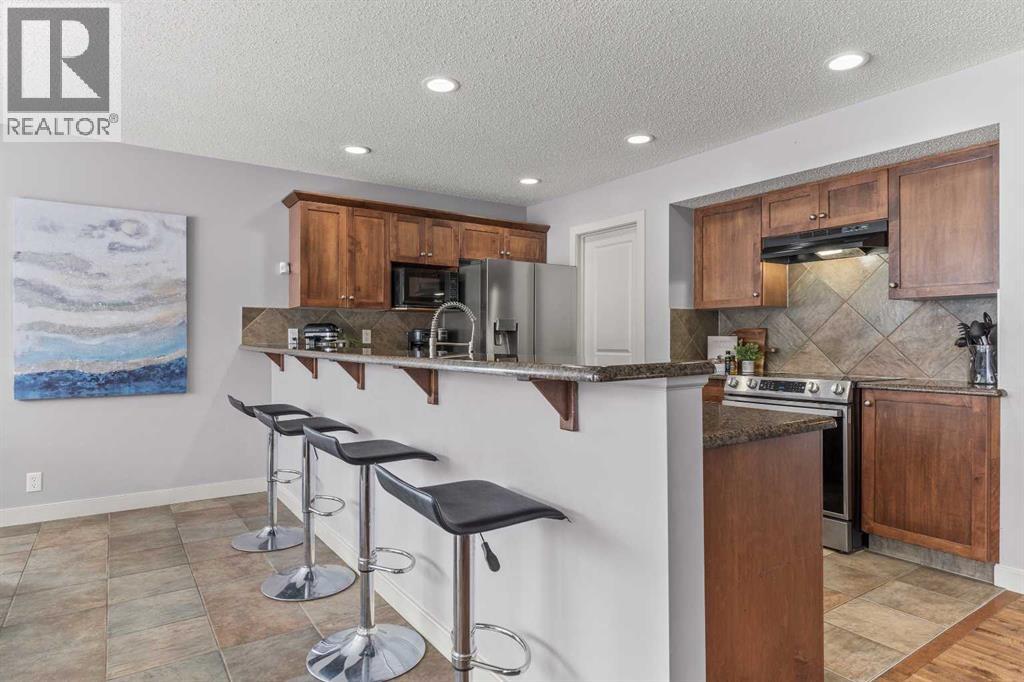 52 Westmount Circle, Okotoks, Alberta  T1S 0B6 - Photo 12 - A2274511